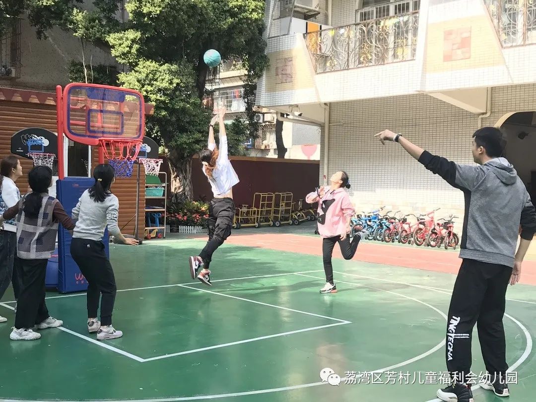 幼儿篮球对抗赛教案_幼儿篮球对抗赛的规则_幼儿园篮球对抗赛活动方案