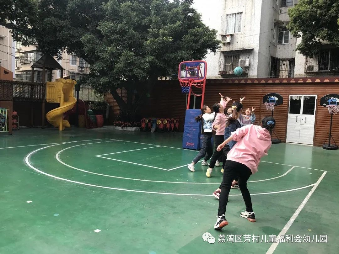 幼儿篮球对抗赛的规则_幼儿篮球对抗赛教案_幼儿园篮球对抗赛活动方案