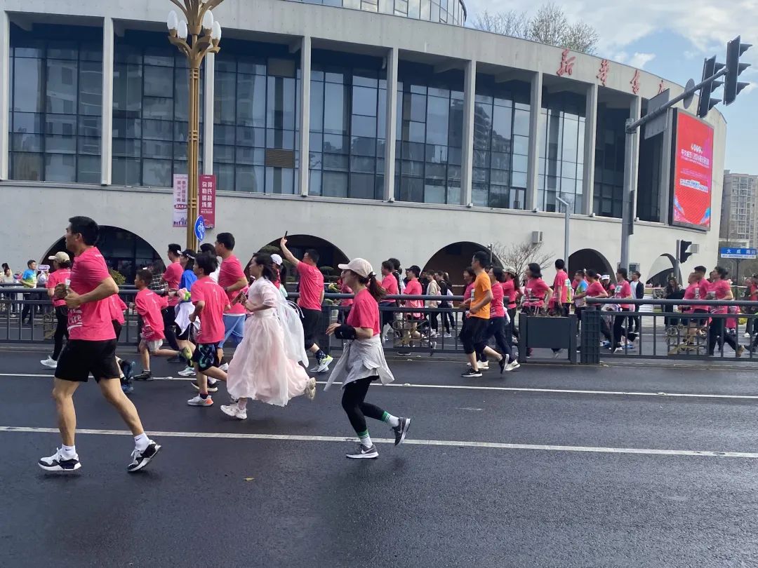 奉化马拉松_马拉松奉化欢乐跑有名额限制吗_马拉松奉化女子第一名