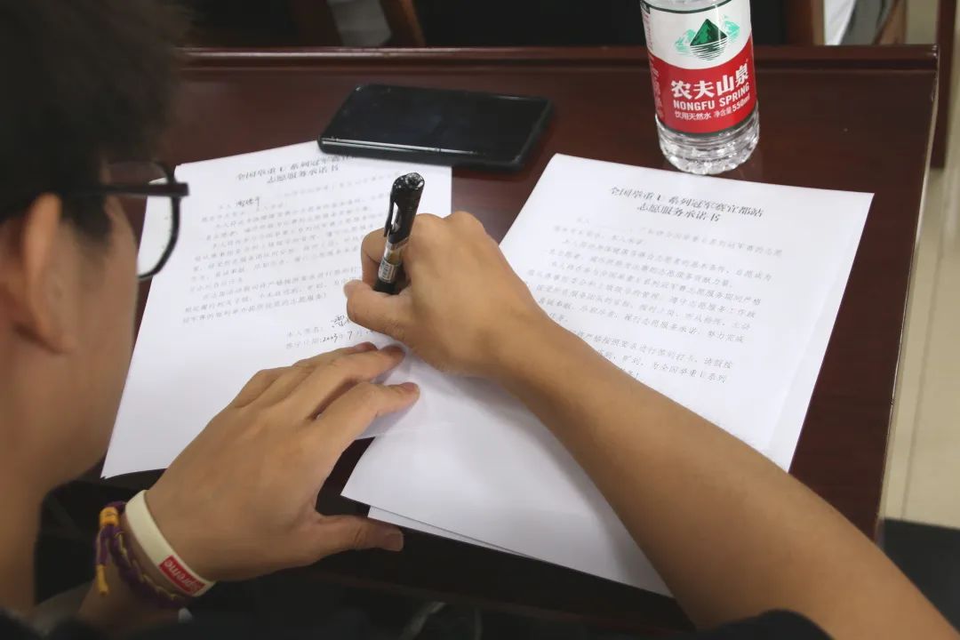 举重冠军排名_举重冠军成绩_全国举重U系列冠军